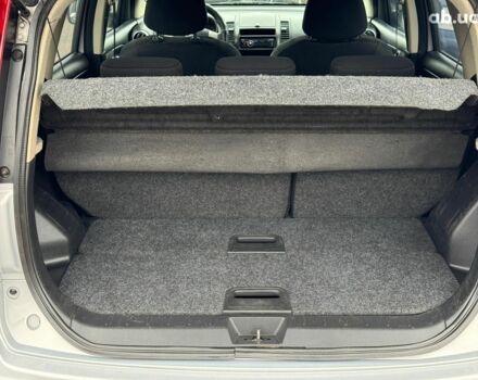 Сірий Ніссан Ноут, об'ємом двигуна 1.4 л та пробігом 137 тис. км за 4990 $, фото 16 на Automoto.ua