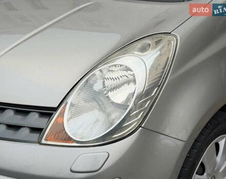 Серый Ниссан Ноут, объемом двигателя 1.4 л и пробегом 142 тыс. км за 5200 $, фото 8 на Automoto.ua