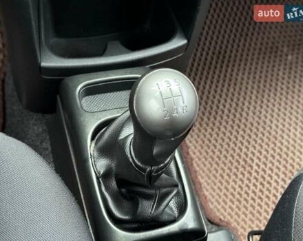 Сірий Ніссан Ноут, об'ємом двигуна 1.4 л та пробігом 137 тис. км за 4990 $, фото 26 на Automoto.ua