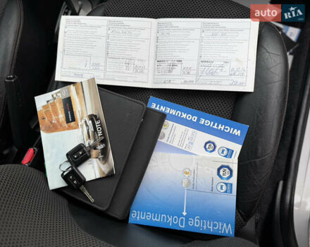 Сірий Ніссан Ноут, об'ємом двигуна 1.6 л та пробігом 199 тис. км за 6999 $, фото 35 на Automoto.ua