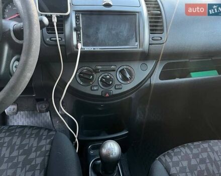 Серый Ниссан Ноут, объемом двигателя 1.39 л и пробегом 238 тыс. км за 5200 $, фото 6 на Automoto.ua