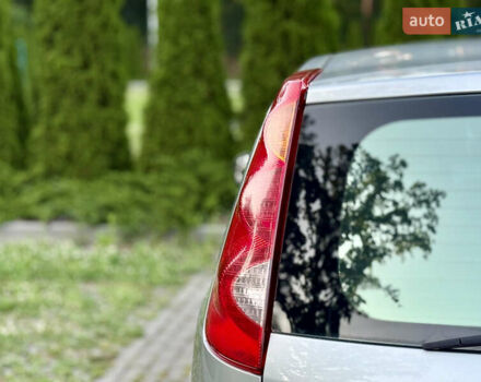 Серый Ниссан Ноут, объемом двигателя 1.6 л и пробегом 207 тыс. км за 7500 $, фото 25 на Automoto.ua