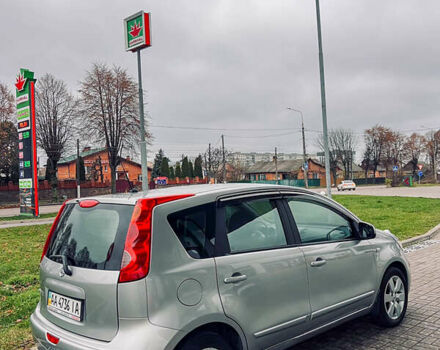 Серый Ниссан Ноут, объемом двигателя 1.6 л и пробегом 122 тыс. км за 6990 $, фото 5 на Automoto.ua