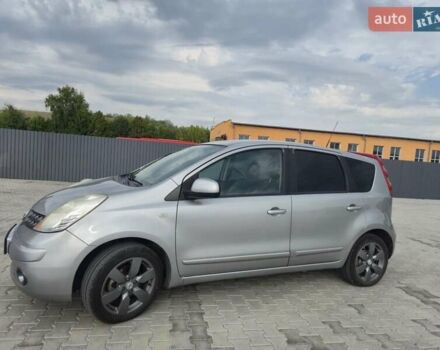 Сірий Ніссан Ноут, об'ємом двигуна 1.6 л та пробігом 230 тис. км за 5800 $, фото 6 на Automoto.ua