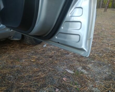 Серый Ниссан Ноут, объемом двигателя 1.6 л и пробегом 177 тыс. км за 5400 $, фото 5 на Automoto.ua