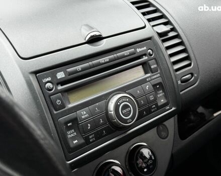 Серый Ниссан Ноут, объемом двигателя 1.6 л и пробегом 127 тыс. км за 5890 $, фото 20 на Automoto.ua