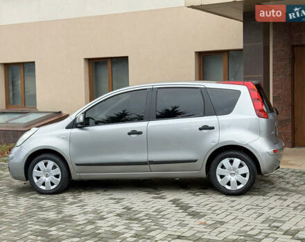 Серый Ниссан Ноут, объемом двигателя 1.4 л и пробегом 142 тыс. км за 5200 $, фото 32 на Automoto.ua