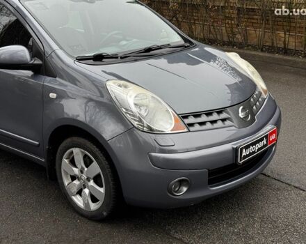 Серый Ниссан Ноут, объемом двигателя 1.6 л и пробегом 127 тыс. км за 5890 $, фото 2 на Automoto.ua