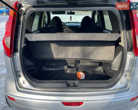 Серый Ниссан Ноут, объемом двигателя 1.4 л и пробегом 184 тыс. км за 5750 $, фото 18 на Automoto.ua