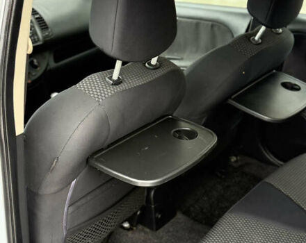 Сірий Ніссан Ноут, об'ємом двигуна 1.4 л та пробігом 188 тис. км за 5000 $, фото 114 на Automoto.ua