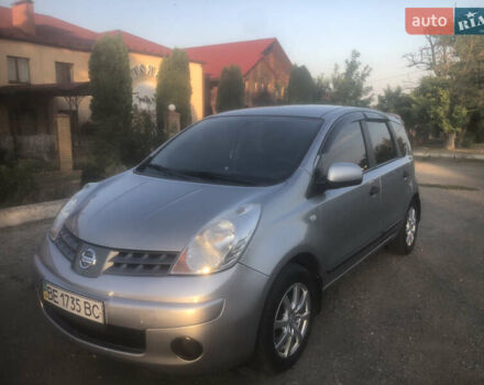 Серый Ниссан Ноут, объемом двигателя 1.6 л и пробегом 135 тыс. км за 5900 $, фото 3 на Automoto.ua