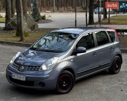 Серый Ниссан Ноут, объемом двигателя 1.6 л и пробегом 206 тыс. км за 6499 $, фото 1 на Automoto.ua