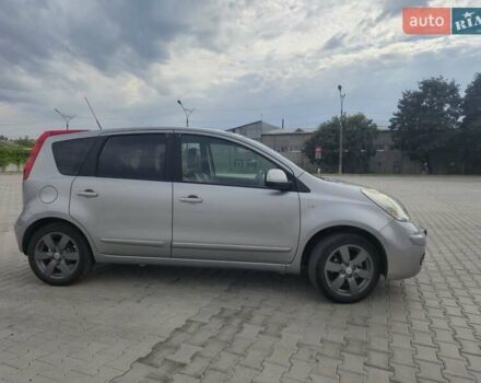 Сірий Ніссан Ноут, об'ємом двигуна 1.6 л та пробігом 230 тис. км за 5800 $, фото 13 на Automoto.ua