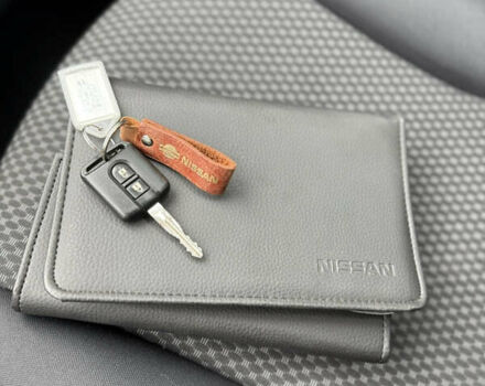 Сірий Ніссан Ноут, об'ємом двигуна 1.4 л та пробігом 188 тис. км за 5000 $, фото 134 на Automoto.ua