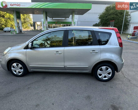 Серый Ниссан Ноут, объемом двигателя 1.6 л и пробегом 250 тыс. км за 5800 $, фото 6 на Automoto.ua