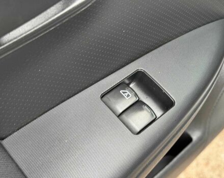 Сірий Ніссан Ноут, об'ємом двигуна 1.4 л та пробігом 137 тис. км за 4990 $, фото 11 на Automoto.ua