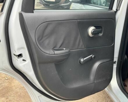 Сірий Ніссан Ноут, об'ємом двигуна 1.4 л та пробігом 137 тис. км за 4990 $, фото 14 на Automoto.ua