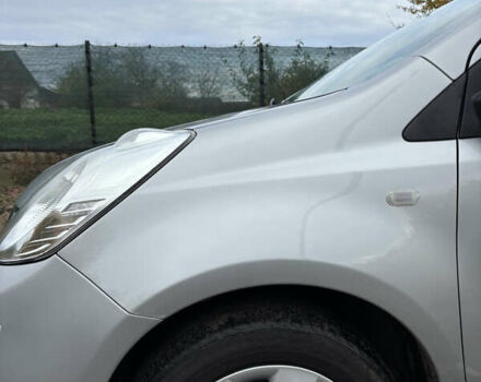 Ніссан Ноут 2009 у Хороле на Automoto.ua Сірий Ніссан Ноут, об'ємом двигуна 0 л та пробігом 214 тис. км за 5650 $, фото 4 на Automoto.ua