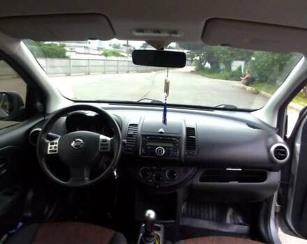 Серый Ниссан Ноут, объемом двигателя 1.39 л и пробегом 209 тыс. км за 5500 $, фото 5 на Automoto.ua