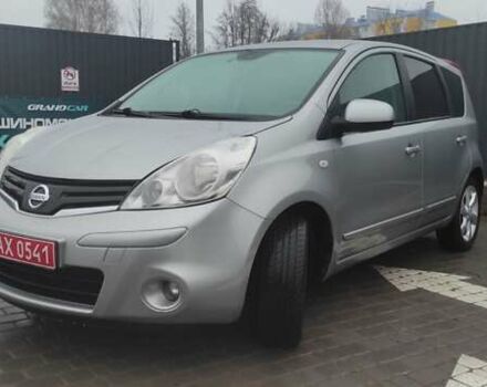 Серый Ниссан Ноут, объемом двигателя 1.6 л и пробегом 218 тыс. км за 6700 $, фото 2 на Automoto.ua