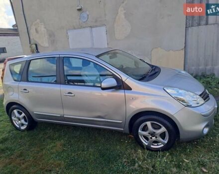 Сірий Ніссан Ноут, об'ємом двигуна 1.39 л та пробігом 146 тис. км за 6000 $, фото 1 на Automoto.ua