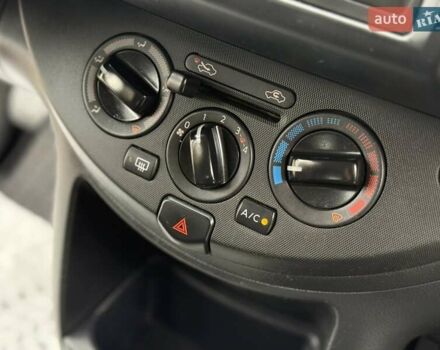 Серый Ниссан Ноут, объемом двигателя 1.39 л и пробегом 232 тыс. км за 5600 $, фото 8 на Automoto.ua