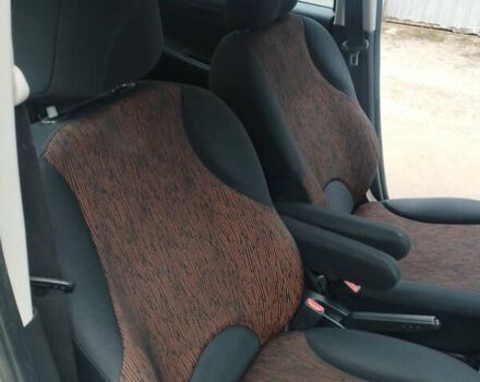 Серый Ниссан Ноут, объемом двигателя 1.4 л и пробегом 176 тыс. км за 4500 $, фото 14 на Automoto.ua