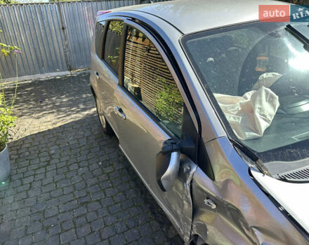 Сірий Ніссан Ноут, об'ємом двигуна 1.46 л та пробігом 270 тис. км за 2100 $, фото 2 на Automoto.ua