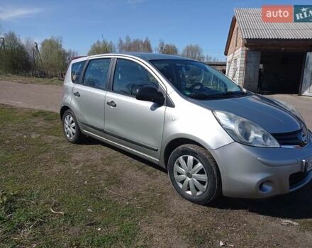 Сірий Ніссан Ноут, об'ємом двигуна 1.39 л та пробігом 220 тис. км за 5500 $, фото 5 на Automoto.ua