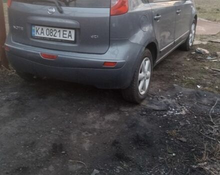 Серый Ниссан Ноут, объемом двигателя 1.5 л и пробегом 198 тыс. км за 5600 $, фото 2 на Automoto.ua