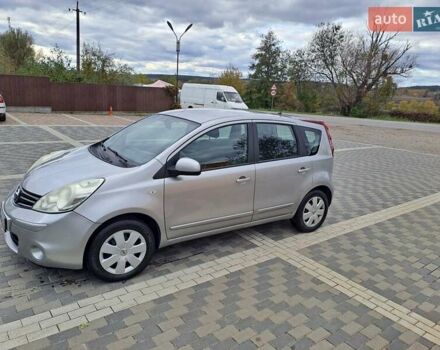 Сірий Ніссан Ноут, об'ємом двигуна 1.6 л та пробігом 136 тис. км за 7700 $, фото 6 на Automoto.ua