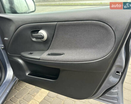 Сірий Ніссан Ноут, об'ємом двигуна 1.6 л та пробігом 173 тис. км за 7999 $, фото 30 на Automoto.ua