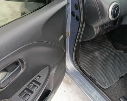 Серый Ниссан Ноут, объемом двигателя 1.5 л и пробегом 250 тыс. км за 4950 $, фото 13 на Automoto.ua