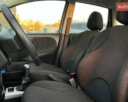 Сірий Ніссан Ноут, об'ємом двигуна 1.39 л та пробігом 122 тис. км за 4800 $, фото 6 на Automoto.ua