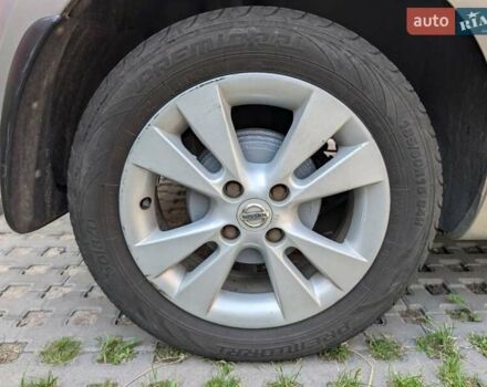 Серый Ниссан Ноут, объемом двигателя 1.6 л и пробегом 246 тыс. км за 6900 $, фото 19 на Automoto.ua