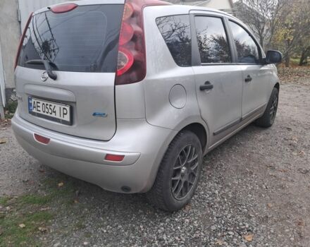 Сірий Ніссан Ноут, об'ємом двигуна 1.4 л та пробігом 118 тис. км за 6400 $, фото 3 на Automoto.ua