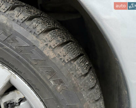 Сірий Ніссан Ноут, об'ємом двигуна 1.6 л та пробігом 166 тис. км за 6450 $, фото 11 на Automoto.ua