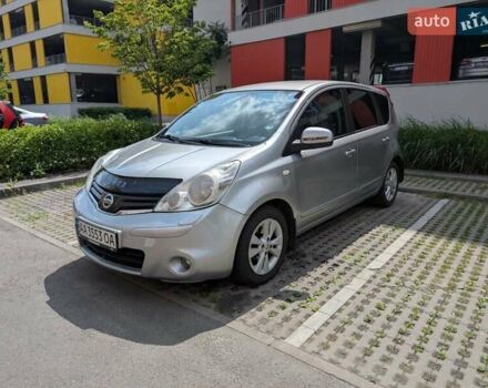 Серый Ниссан Ноут, объемом двигателя 1.6 л и пробегом 246 тыс. км за 6900 $, фото 1 на Automoto.ua