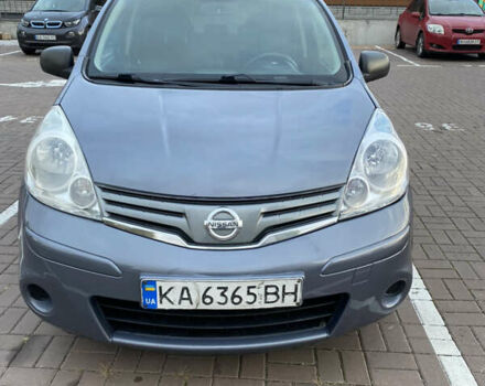 Серый Ниссан Ноут, объемом двигателя 1.46 л и пробегом 215 тыс. км за 5500 $, фото 2 на Automoto.ua