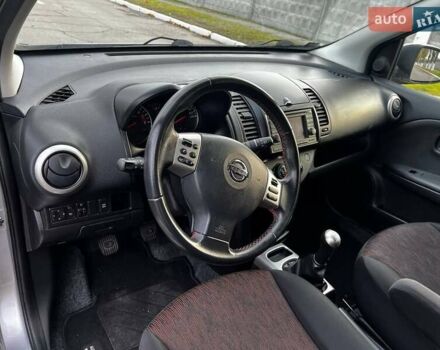 Сірий Ніссан Ноут, об'ємом двигуна 1.6 л та пробігом 159 тис. км за 6700 $, фото 16 на Automoto.ua