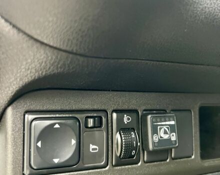 Серый Ниссан Ноут, объемом двигателя 1.6 л и пробегом 166 тыс. км за 7950 $, фото 16 на Automoto.ua