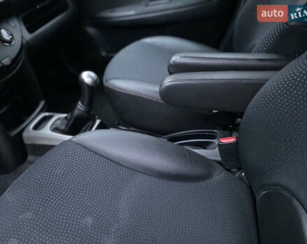 Серый Ниссан Ноут, объемом двигателя 1.6 л и пробегом 148 тыс. км за 6890 $, фото 14 на Automoto.ua