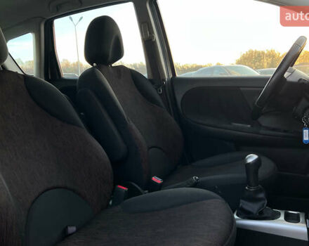 Сірий Ніссан Ноут, об'ємом двигуна 1.39 л та пробігом 122 тис. км за 4800 $, фото 16 на Automoto.ua