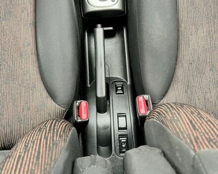 Серый Ниссан Ноут, объемом двигателя 1.6 л и пробегом 166 тыс. км за 7950 $, фото 15 на Automoto.ua