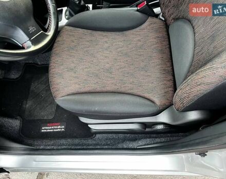 Сірий Ніссан Ноут, об'ємом двигуна 1.6 л та пробігом 159 тис. км за 6700 $, фото 24 на Automoto.ua