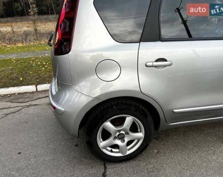 Сірий Ніссан Ноут, об'ємом двигуна 1.6 л та пробігом 159 тис. км за 6700 $, фото 3 на Automoto.ua