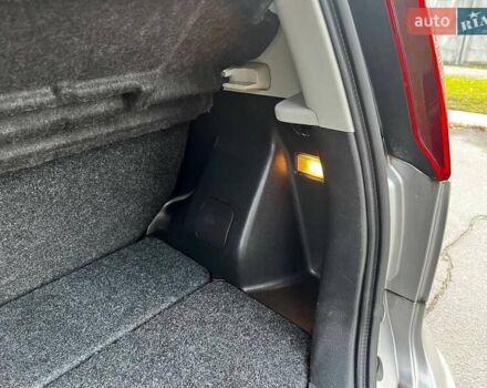 Сірий Ніссан Ноут, об'ємом двигуна 1.6 л та пробігом 159 тис. км за 6700 $, фото 38 на Automoto.ua