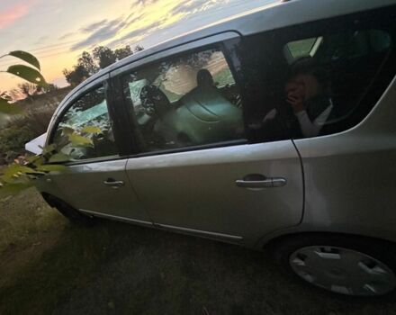 Сірий Ніссан Ноут, об'ємом двигуна 1.4 л та пробігом 2 тис. км за 447 $, фото 4 на Automoto.ua