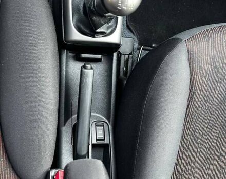 Сірий Ніссан Ноут, об'ємом двигуна 1.6 л та пробігом 159 тис. км за 6700 $, фото 18 на Automoto.ua