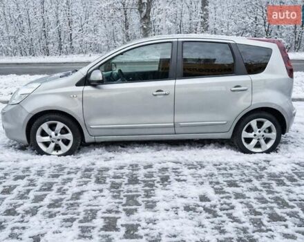 Серый Ниссан Ноут, объемом двигателя 1.4 л и пробегом 187 тыс. км за 6199 $, фото 3 на Automoto.ua